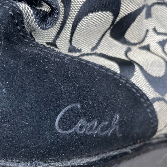 COACH Kally Jacquard Signature - Picture 8 of 8